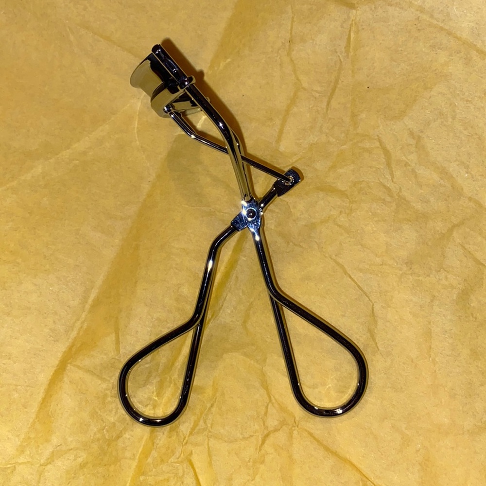 Maëlle eyelash curler